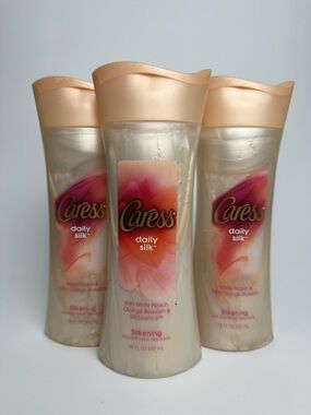 3x Caress Daily Silk White Peach & Silky Orange Blossom Body Wash 18 Oz NOS